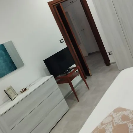 Del Viale - -